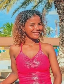 Sambiahy's profile, a single 19-year-old a woman in Antananarivo