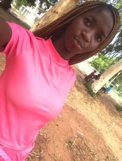 Sandrine's profile, a single 21-year-old a woman in Accra New Town