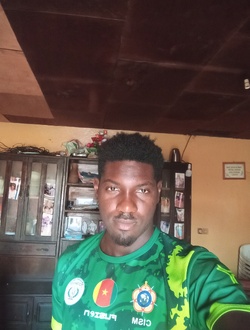 Michel's profile, a single 28-year-old a man in Yaoundé