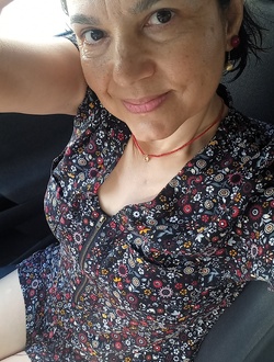 Rose's profile, a single 51-year-old a woman in Alanya