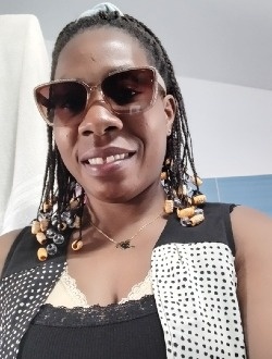 Diane's profile, a single 33-year-old a woman in Nantes