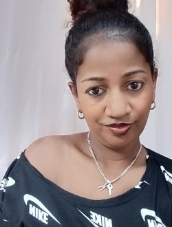 Sylvanna's profile, a single 28-year-old a woman in Alarobia-Antanamalaza