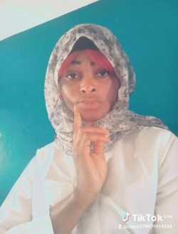 Ernestine's profile, a single 28-year-old a woman in Mbalmayo