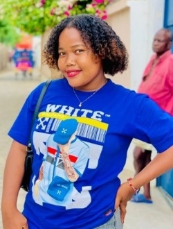 Yvonne's profile, a single 24-year-old a woman in Toliara
