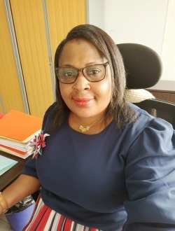 Nadia's profile, a single 49-year-old a woman in Libreville
