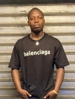 Wil's profile, a single 23-year-old a man in Douala