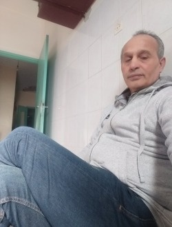 Dropze's profile, a single 57-year-old a man in 'Açaçda