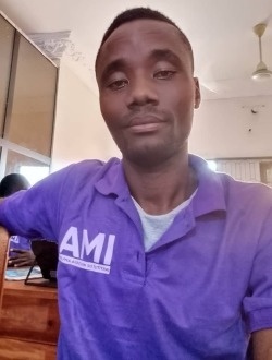 Armand's profile, a single 31-year-old a man in Abomey-Calavi