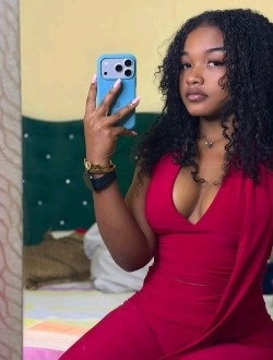 China's profile, a single 22-year-old a woman in Antananarivo