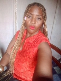 Louisy's profile, a single 45-year-old a woman in Yaoundé