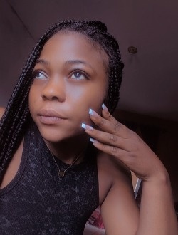 Lauraine's profile, a single 28-year-old a woman in Yaoundé