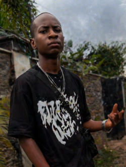 Isaac's profile, a single 20-year-old a man in Yaoundé