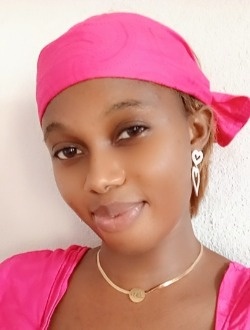 Tania's profile, a single 28-year-old a woman in Douala