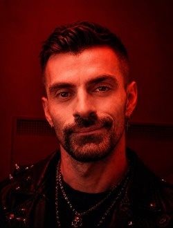 Dowwn's profile, a single 37-year-old a man in Trois-Rivières