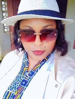 Emilie's profile, a single 35-year-old a woman in Abaga