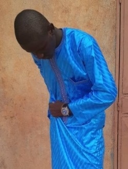 Mamadou's profile, a single 21-year-old a man in San