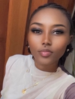 Epiphanie's profile, a single 26-year-old a woman in Douala