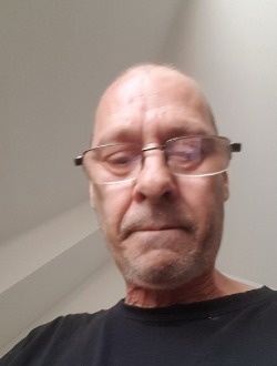André's profile, a single 59-year-old a man in Saguenay