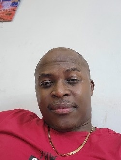 Christo's profile, a single 38-year-old a man in Yaoundé