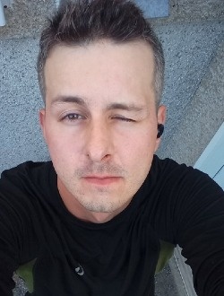 Francis's profile, a single 32-year-old a man in Joliette