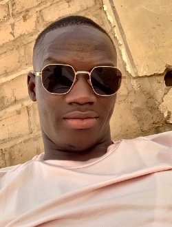 Imka's profile, a single 27-year-old a man in Dakar-Marine