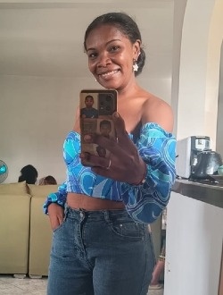 Andréa Esprisca's profile, a single 33-year-old a woman in Antananarivo