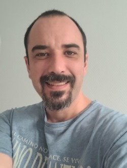 Manu's profile, a single 39-year-old a man in Bordeaux