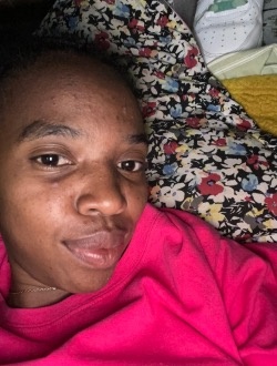 Milane's profile, a single 22-year-old a woman in 1ER Arrondissement