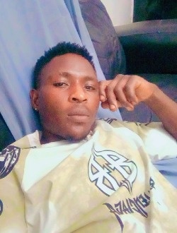 Frank's profile, a single 29-year-old a man in Buea