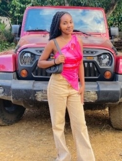 Fifille's profile, a single 19-year-old a woman in Toamasina