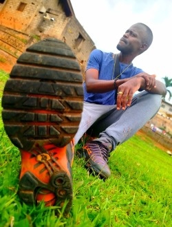 profile picture 0