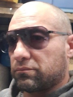 Male Cochon's profile, a single 38-year-old a man in Saint-Calixte