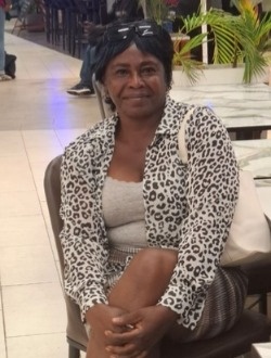 Yvonne's profile, a single 48-year-old a woman in Yaoundé
