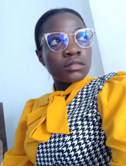 Fortune's profile, a single 24-year-old a woman in Douala