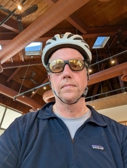 Kristian's profile, a single 54-year-old a man in Toronto