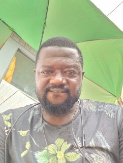 Kris Carlan's profile, a single 45-year-old a man in Douala