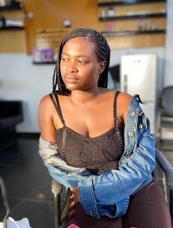 Cynthia's profile, a single 22-year-old a woman in Yaoundé