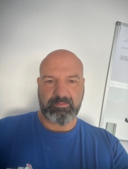 Greg's profile, a single 48-year-old a man in Vias