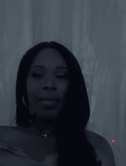 Edwige's profile, a single 32-year-old a woman in Abi
