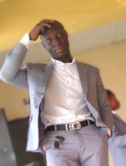 Franck's profile, a single 22-year-old a man in Abidjan