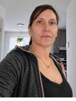 Isa's profile, a single 50-year-old a woman in Mirabel
