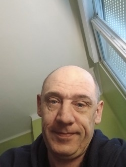 Yannick's profile, a single 46-year-old a man in Loos