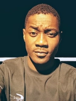 Guillard's profile, a single 33-year-old a man in Abelago