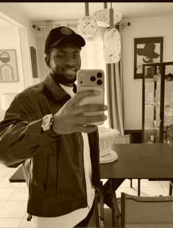Brandon's profile, a single 29-year-old a man in Angers