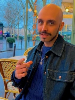 profile picture 0