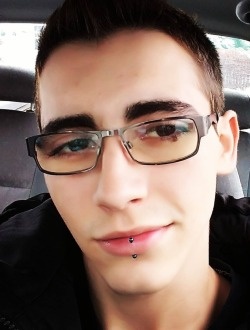 Shawn's profile, a single 27-year-old a man in Waterloo