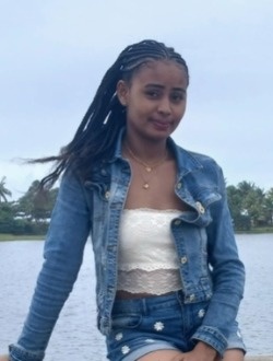 Camella's profile, a single 23-year-old a woman in Antalaha