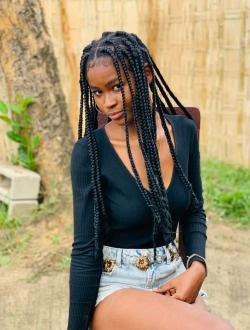 Mara's profile, a single 23-year-old a woman in Toamasina