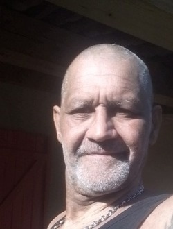 Philippe's profile, a single 58-year-old a man in Draguignan