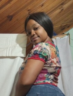 Julie's profile, a single 42-year-old a woman in Alle